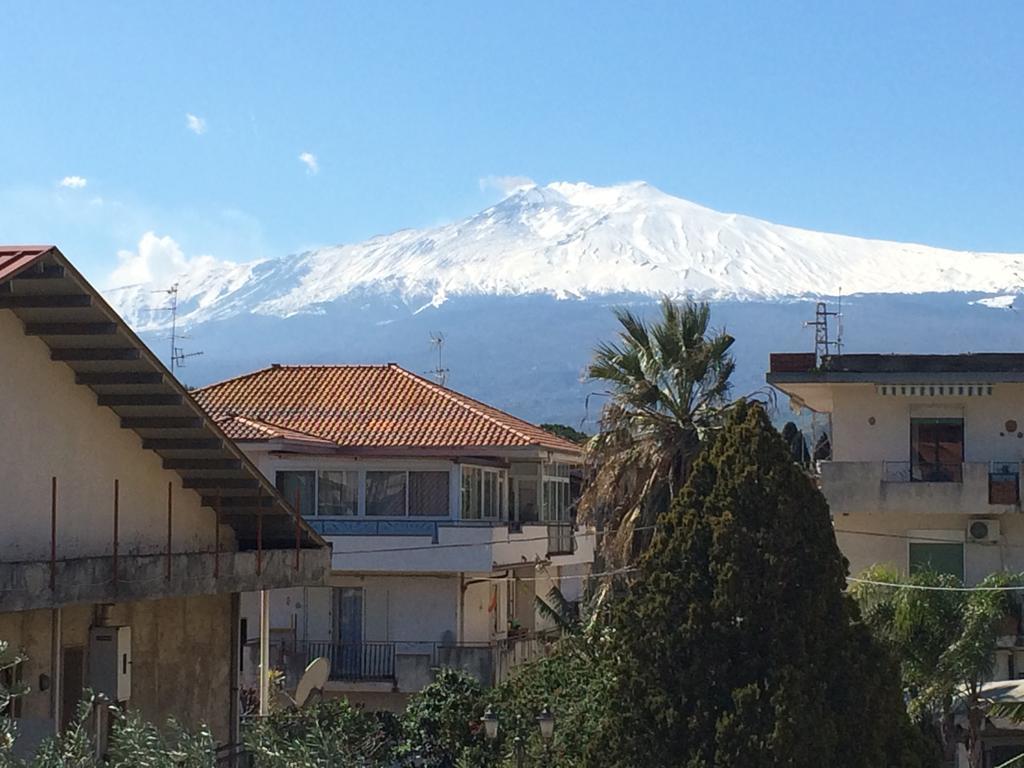 Etna View Affittacamere Giardini Naxos Exteriör bild